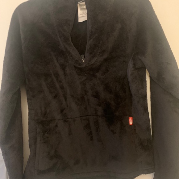 The North Face Pullover - Picture 3 of 5